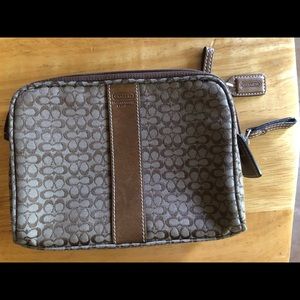 COACH COSMETIC BAG